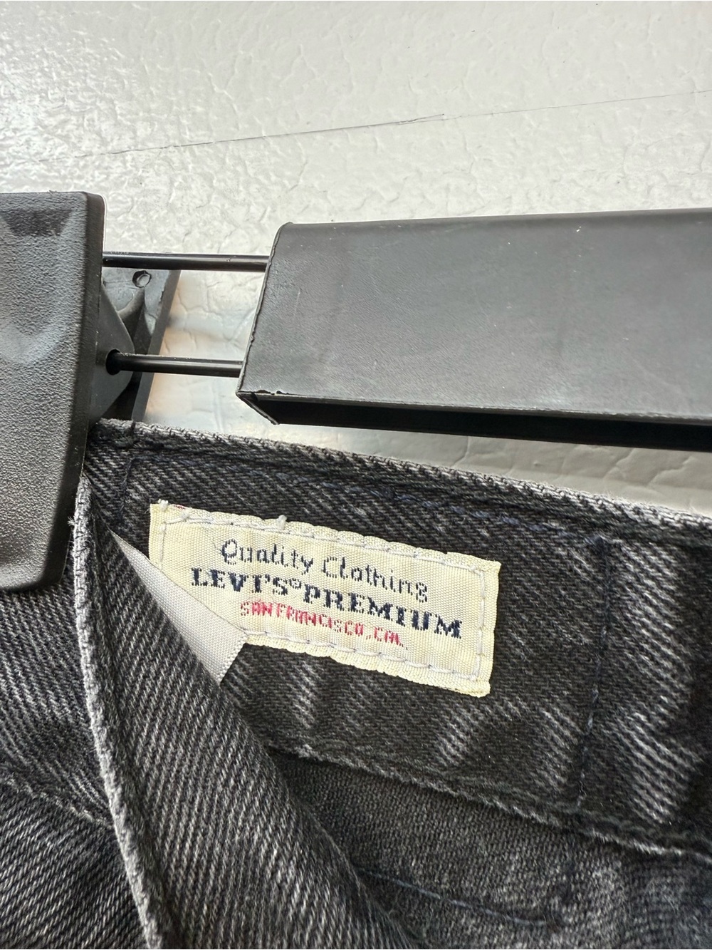 Levi's Distressed faded 501 Rocker Jeans Ripped - Picture 7 of 11